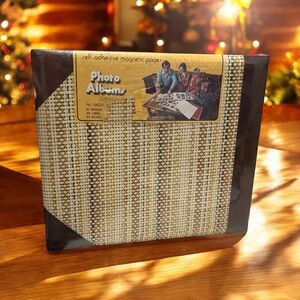 Vintage Intercraft Photo Album Wicker Linen Weave- Self Adhesive Magnetic Pages